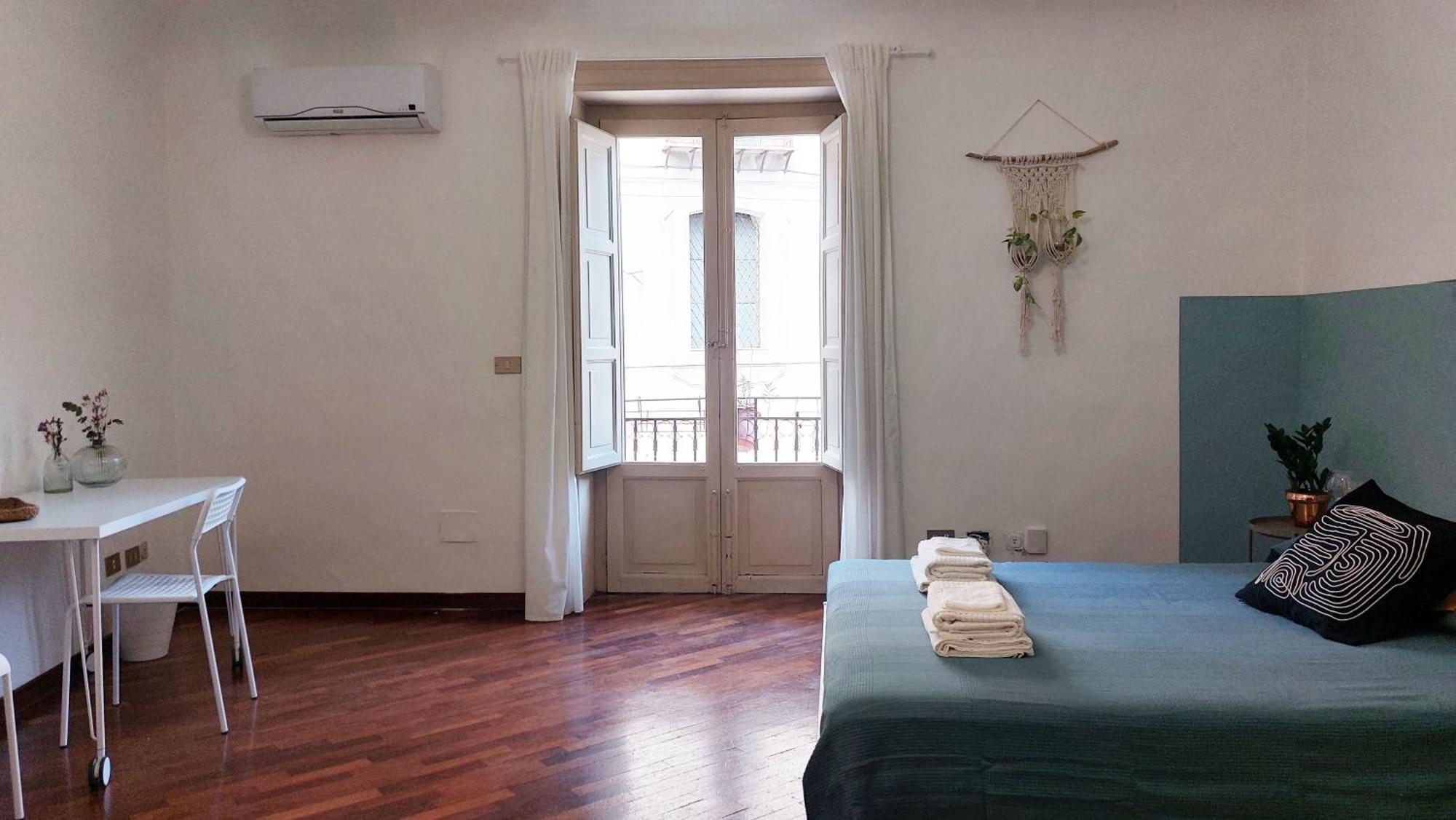 Casa Santoliva In Centro A Palermo Hotel Eksteriør billede
