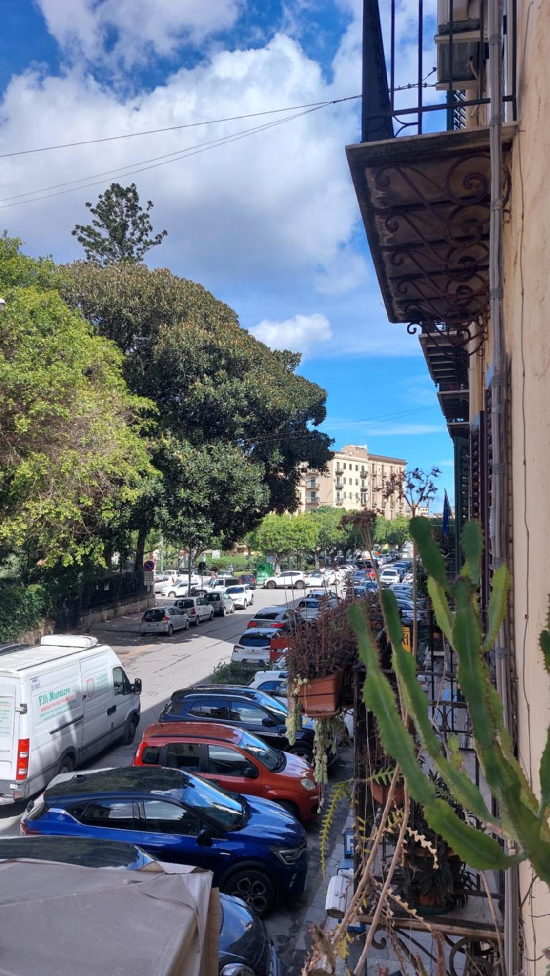 Casa Santoliva In Centro A Palermo Hotel Eksteriør billede